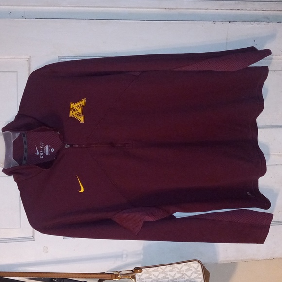 Men's Nike Maroon Minnesota Golden Gophers Dri-Fit Training Top - Picture 1 of 5